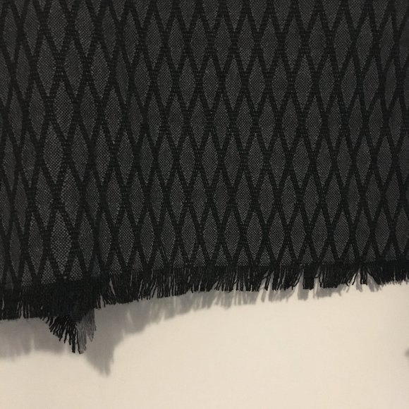 Black Diamond Witchy Shawl + Pin - Picture 6 of 11